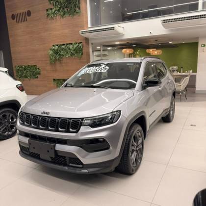 JEEP COMPASS 1.3 T270 TURBO FLEX LONGITUDE AT6